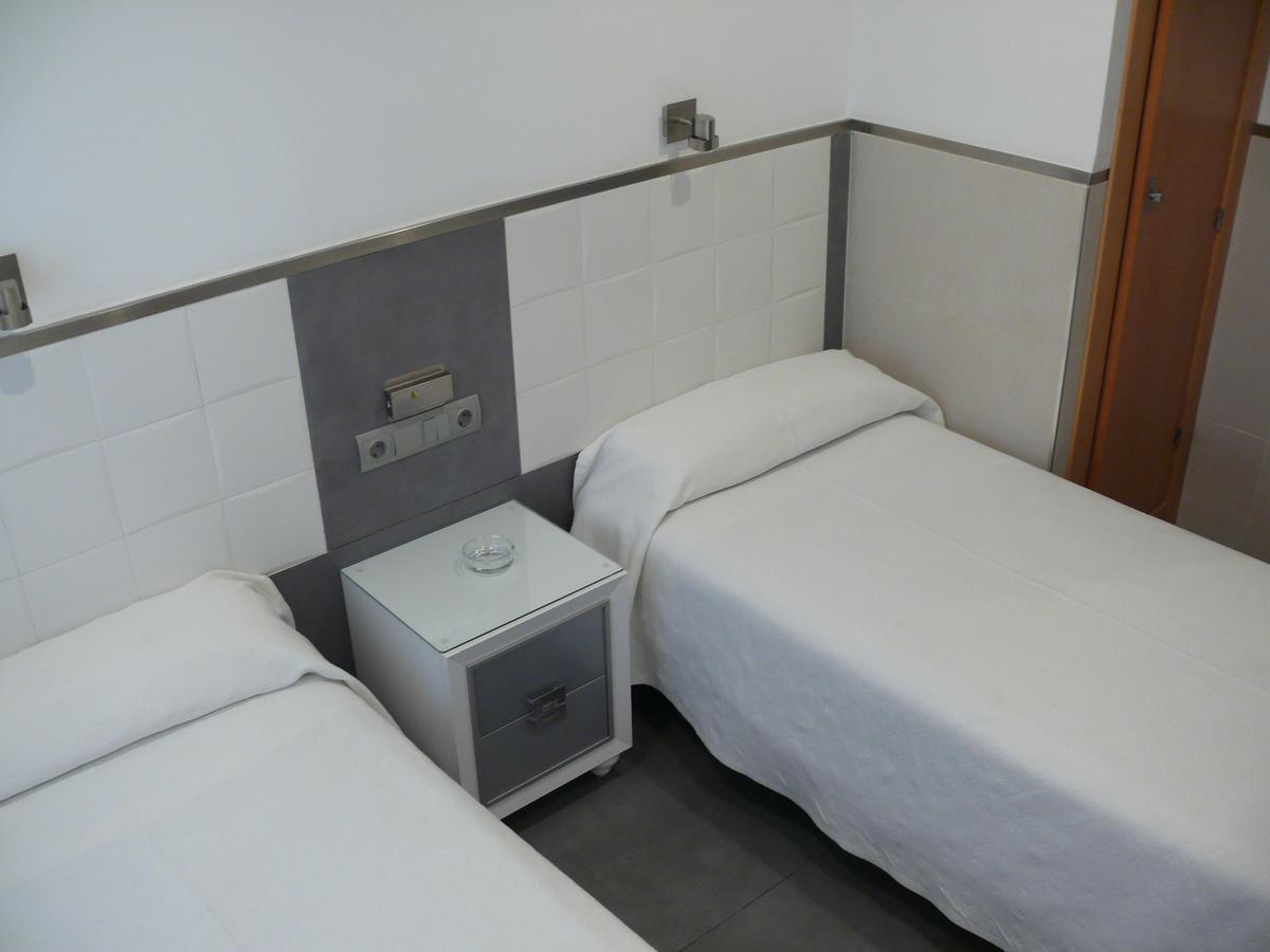 Hostal La Hispanidad Málaga Exteriör bild