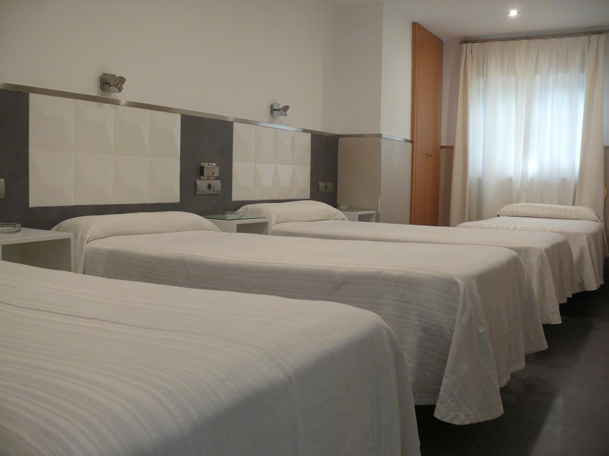 Hostal La Hispanidad Málaga Exteriör bild