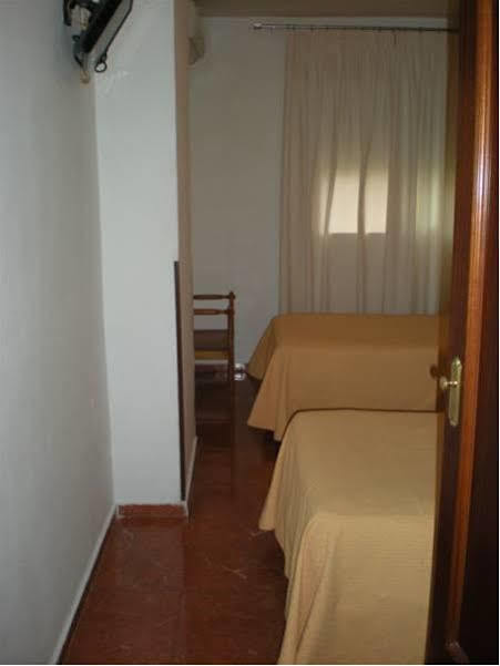 Hostal La Hispanidad Málaga Exteriör bild